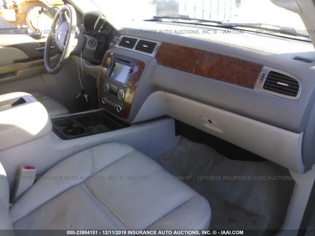 1GNFK13087J114118 - 2007 CHEVROLET TAHOE K1500 TAN photo 5