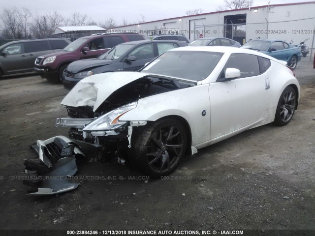 JN1AZ4EH4GM936919 - 2016 NISSAN 370Z TOUR/SPT/TECH/NISMO/TECH WHITE photo 2