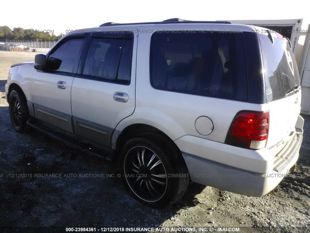 1FMRU15W73LA43540 - 2003 FORD EXPEDITION XLT TAN photo 3