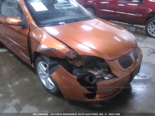 1G2AL18F677129604 - 2007 PONTIAC G5 ORANGE photo 6