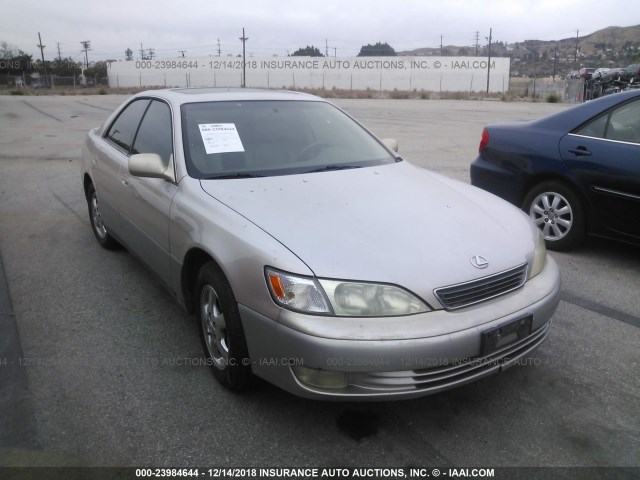 JT8BF28G5W5021358 - 1998 LEXUS ES 300 TAN photo 1