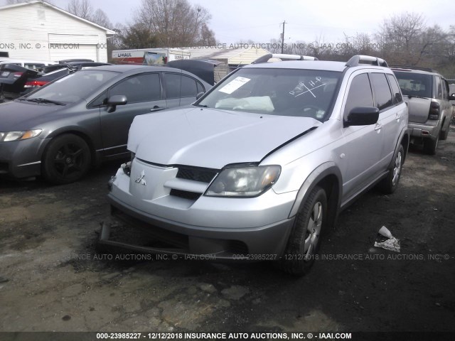 JA4LX31G43U055922 - 2003 MITSUBISHI OUTLANDER LS SILVER photo 2