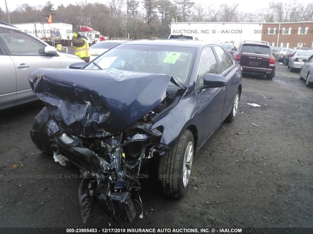 4T1BF1FK2HU777270 - 2017 TOYOTA CAMRY LE/XLE/SE/XSE 蓝色 照片 2