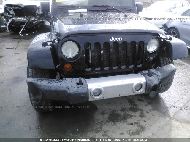 1J4HB5H15AL107014 - 2010 JEEP WRANGLER UNLIMITE SAHARA BLACK photo 6