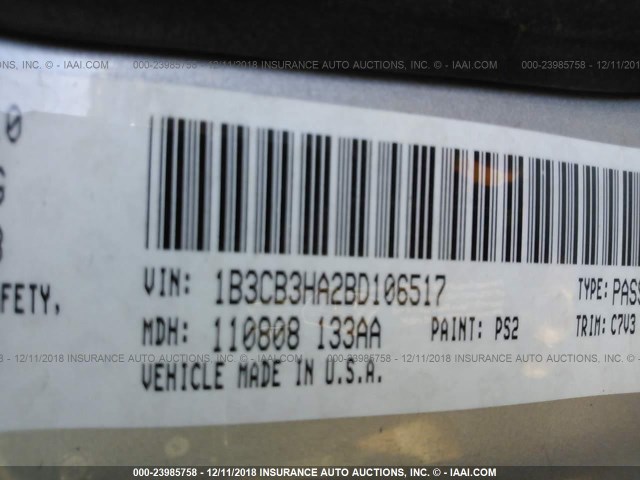 1B3CB3HA2BD106517 - 2011 DODGE CALIBER MAINSTREET SILVER photo 9