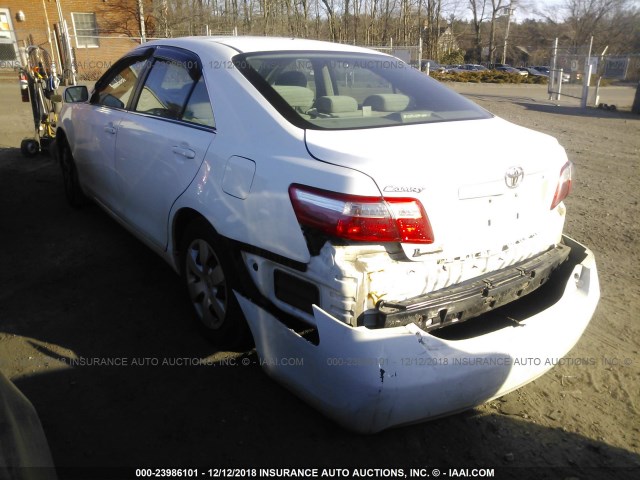 4T4BE46K69R125490 - 2009 TOYOTA CAMRY SE/LE/XLE WHITE photo 3