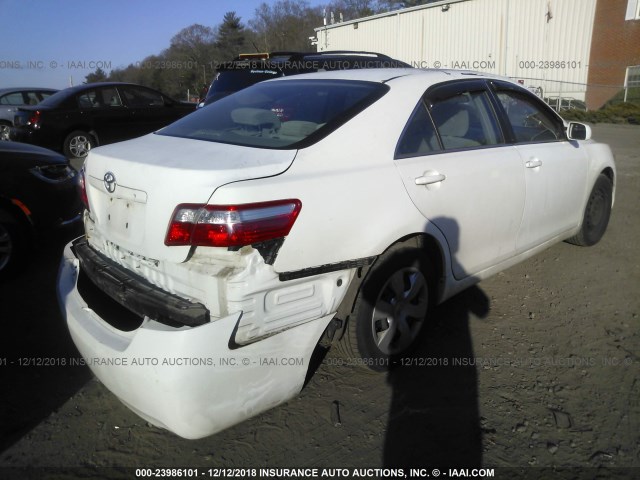 4T4BE46K69R125490 - 2009 TOYOTA CAMRY SE/LE/XLE WHITE photo 4