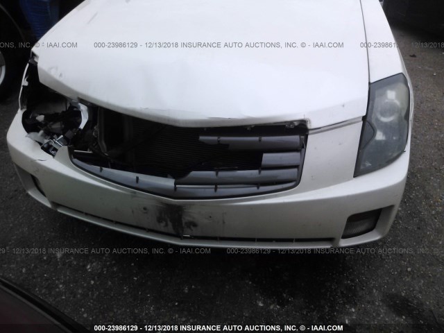 1G6DP567050152417 - 2005 CADILLAC CTS HI FEATURE V6 WHITE photo 6