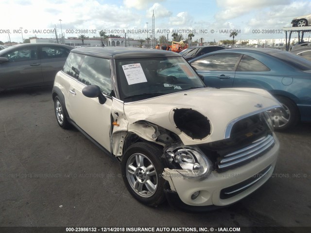 WMWSU3C53CT540268 - 2012 MINI COOPER WHITE photo 1