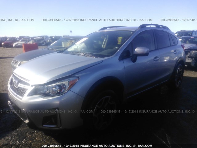 JF2GPABC2GH315113 - 2016 SUBARU CROSSTREK PREMIUM SILVER photo 2