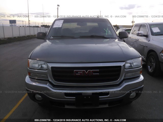 1GTEK19T96Z182210 - 2006 GMC NEW SIERRA K1500 GRAY photo 6