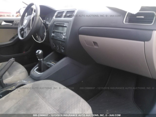 3VW3L7AJXEM330976 - 2014 VOLKSWAGEN JETTA TDI TAN photo 5