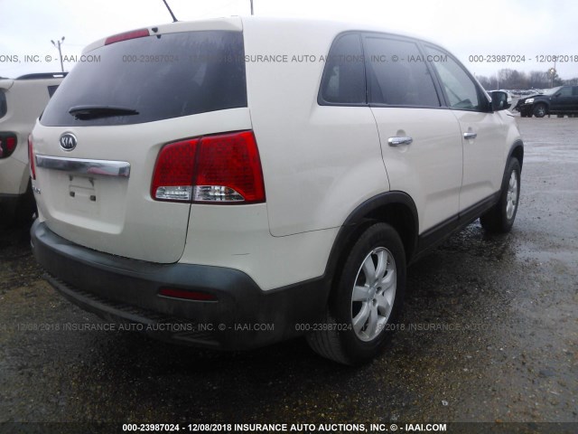 5XYKT3A10BG035546 - 2011 KIA SORENTO LX BEIGE photo 4