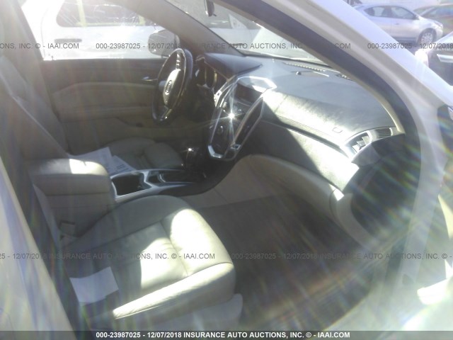 3GYFNAEY9BS541764 - 2011 CADILLAC SRX LUXURY COLLECTION WHITE photo 5