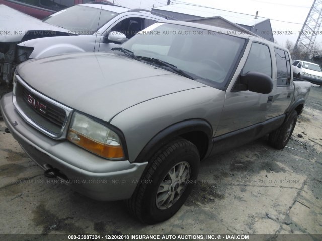 1GTDT13WX2K202687 - 2002 GMC SONOMA GOLD photo 2