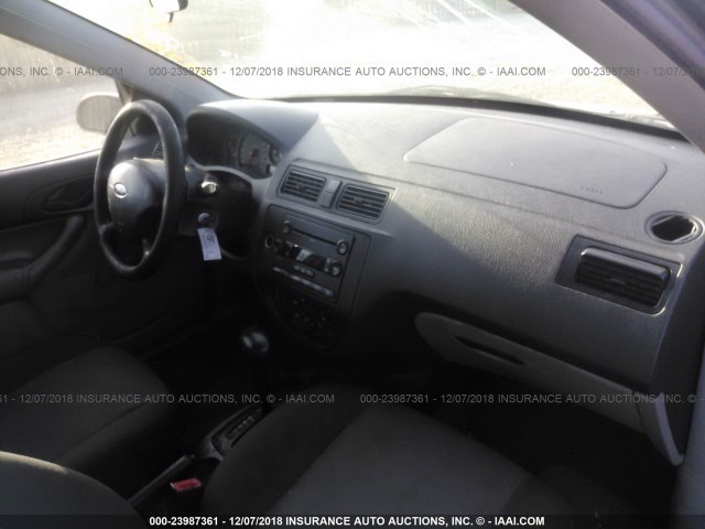 1FAFP34NX7W170764 - 2007 FORD FOCUS ZX4/S/SE/SES ვერცხლისფერი ფოტო 5