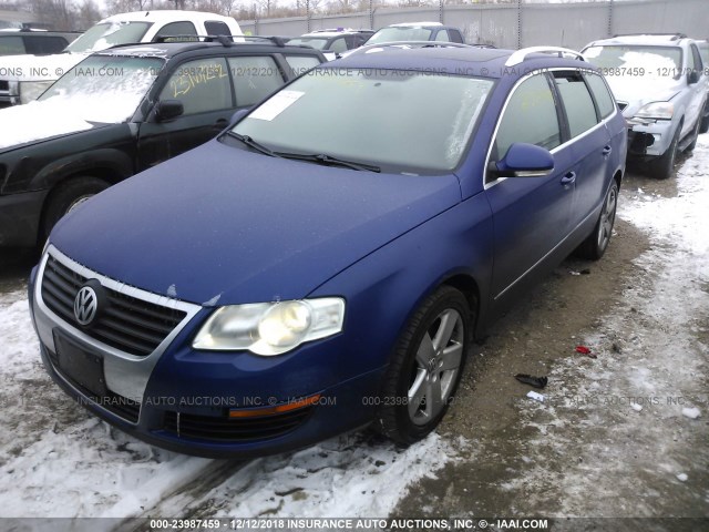 WVWXK73CX9E069060 - 2009 VOLKSWAGEN PASSAT WAGON TURBO BLUE photo 2