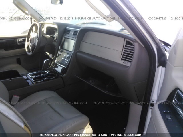 5LMJJ2HT8FEJ05238 - 2015 LINCOLN NAVIGATOR 白色 照片 5