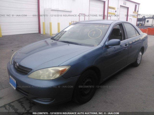 4T1BE32K72U635542 - 2002 TOYOTA CAMRY LE/XLE/SE Light Blue photo 2