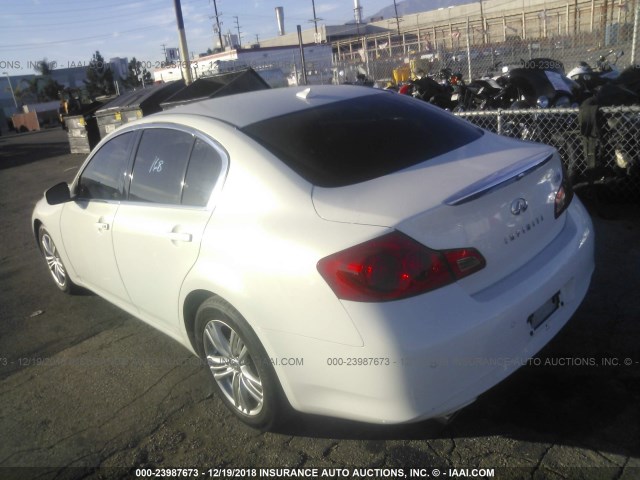 JN1CV6AP9DM716359 - 2013 INFINITI G37 WHITE photo 3