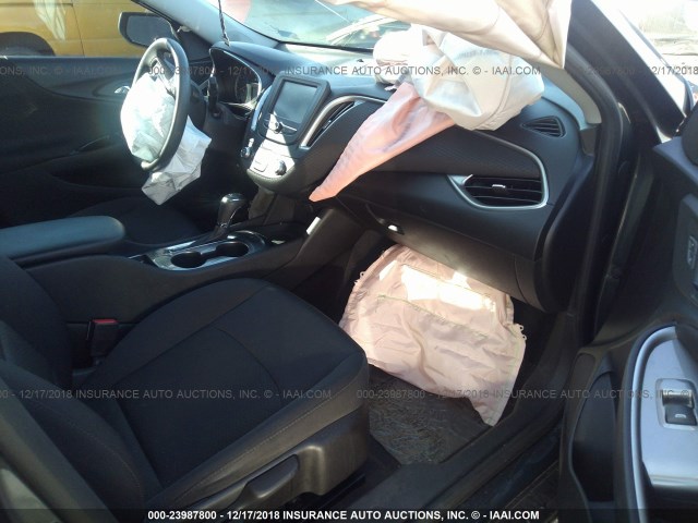 1G1ZB5STXHF114787 - 2017 CHEVROLET MALIBU LS GRAY photo 5