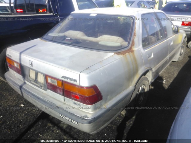 JHMCA5645JC029168 - 1988 HONDA ACCORD LXI SILVER photo 4