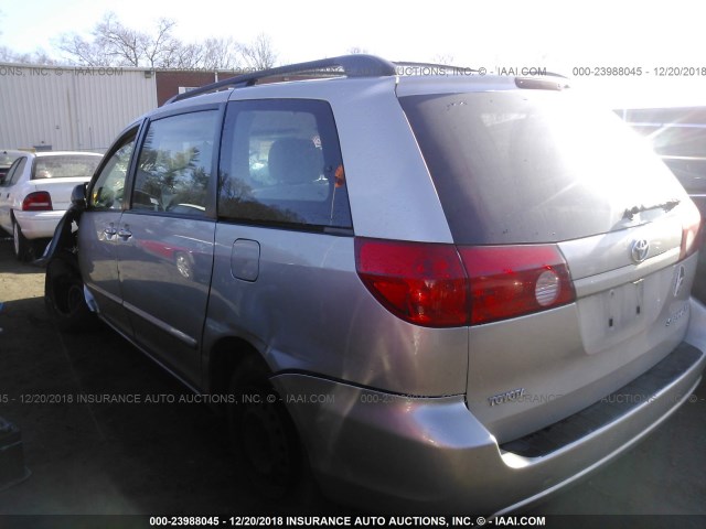 5TDZK23C88S216609 - 2008 TOYOTA SIENNA CE/LE SILVER photo 3