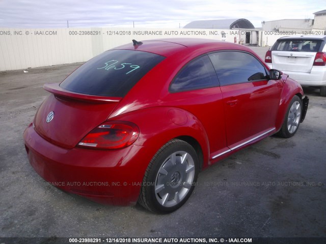 3VWJP7AT1CM626639 - 2012 VOLKSWAGEN BEETLE RED photo 4