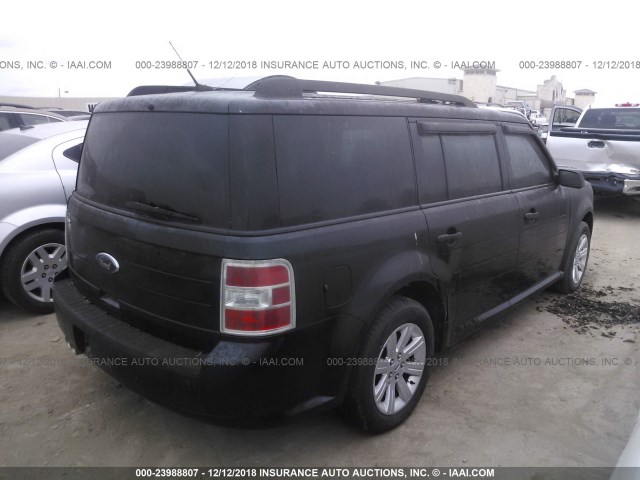 2FMGK5BC5ABA88116 - 2010 FORD FLEX SE BLACK photo 4