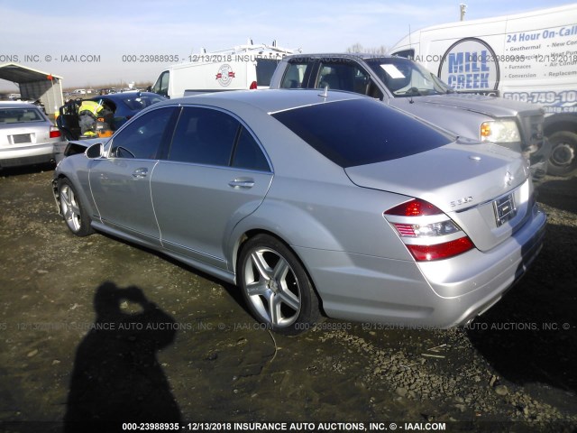 WDDNG71X57A069198 - 2007 MERCEDES-BENZ S 550 SILVER photo 3