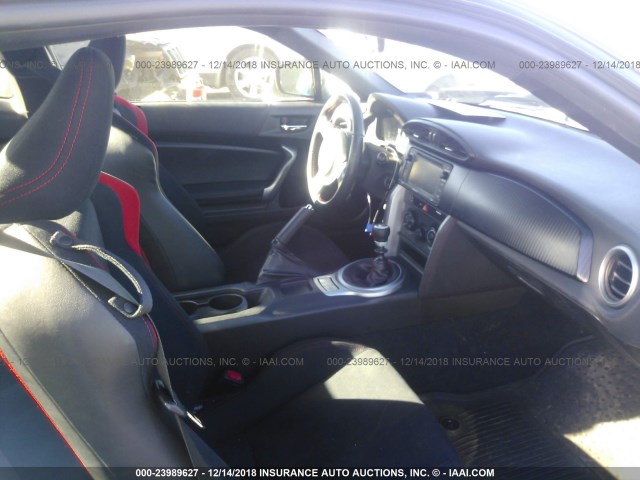 JF1ZNAA12E9704523 - 2014 TOYOTA SCION FR-S GRAY photo 5