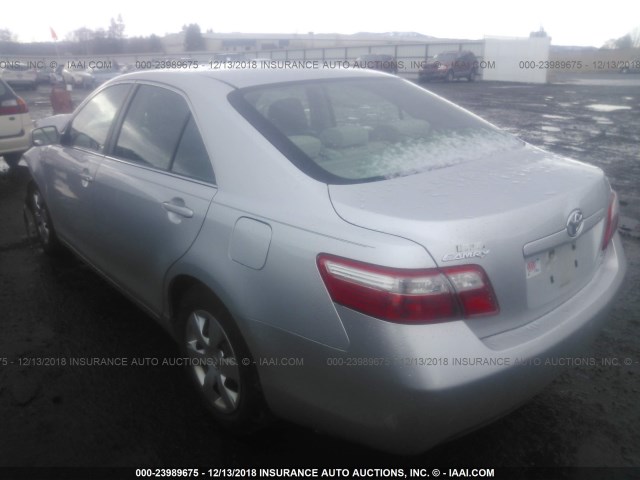 4T1BE46K59U275617 - 2009 TOYOTA CAMRY SE/LE/XLE SILVER photo 3