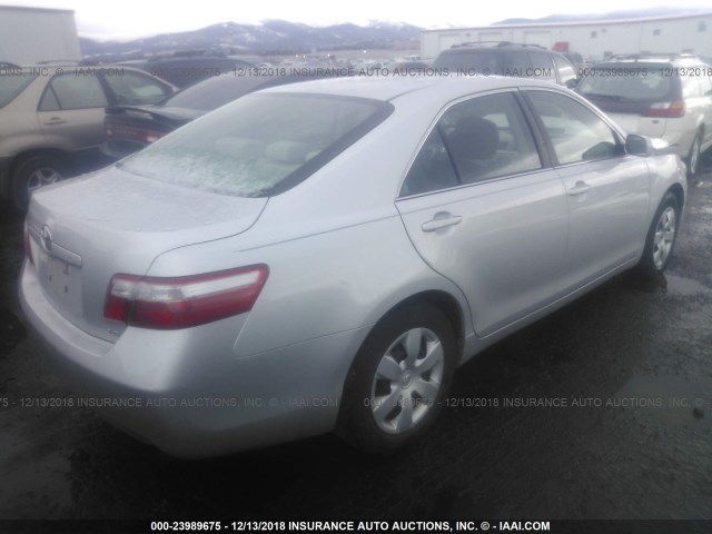 4T1BE46K59U275617 - 2009 TOYOTA CAMRY SE/LE/XLE SILVER photo 4