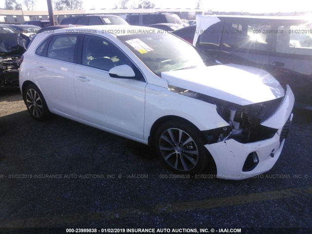 KMHH35LE4JU030896 - 2018 HYUNDAI ELANTRA GT WHITE photo 1