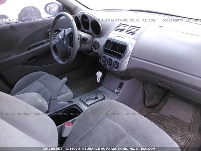 1N4AL11D54C158475 - 2004 NISSAN ALTIMA S/SL GRAY photo 5