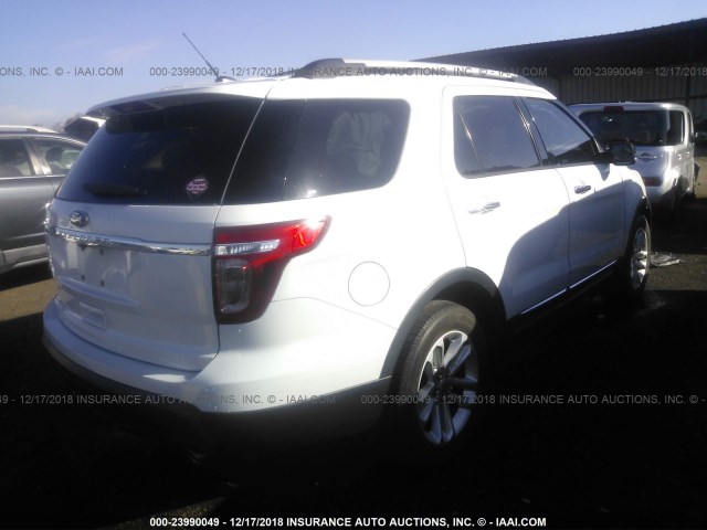 1FM5K7D89DGB79737 - 2013 FORD EXPLORER XLT WHITE photo 4