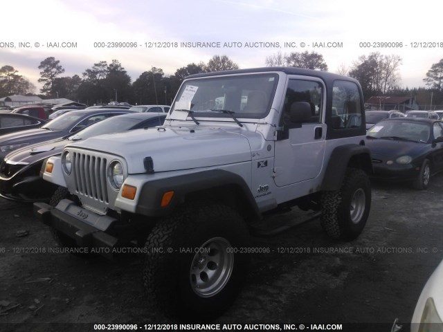 1J4FA39S84P740321 - 2004 JEEP WRANGLER X SILVER photo 2