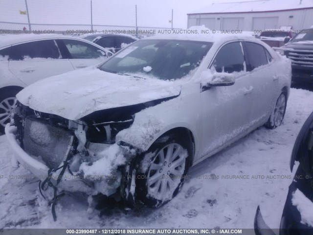 1G11D5SL9FF210284 - 2015 CHEVROLET MALIBU 2LT WHITE photo 2