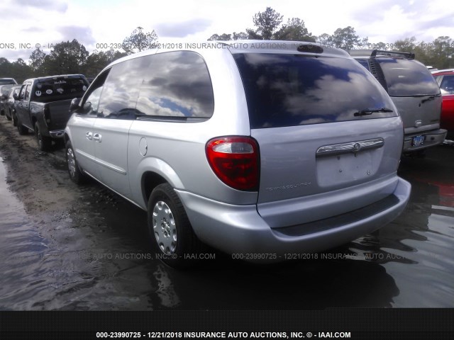 2C4GP24373R271268 - 2003 CHRYSLER TOWN & COUNTRY  SILVER photo 3