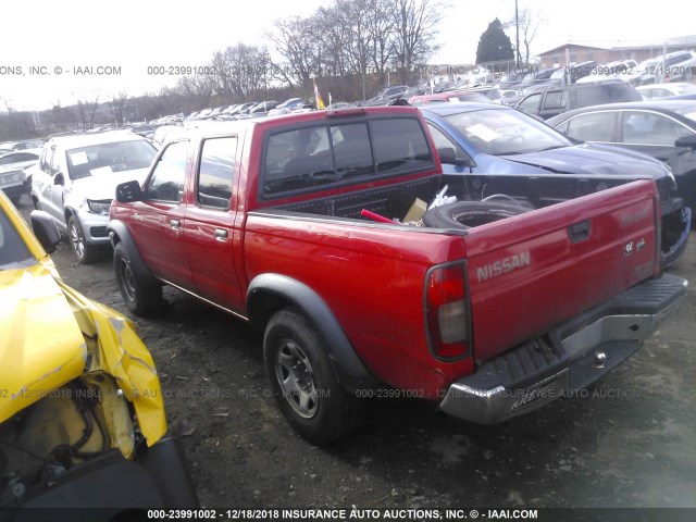 1N6ED27TXYC311335 - 2000 NISSAN FRONTIER CREW CAB XE/CREW CAB SE RED photo 3