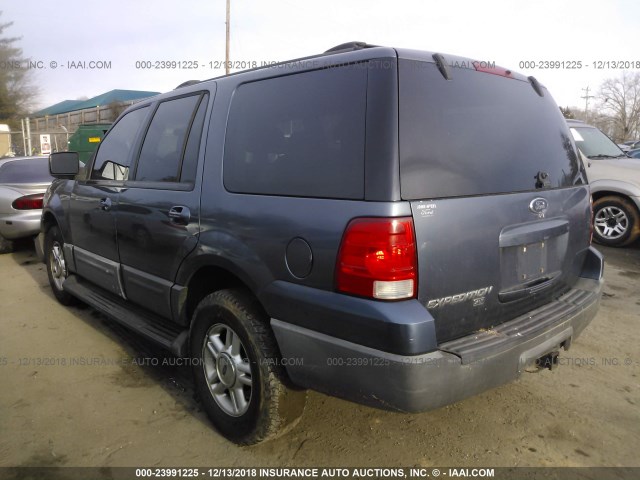 1FMRU15W53LA37039 - 2003 FORD EXPEDITION XLT BLUE photo 3