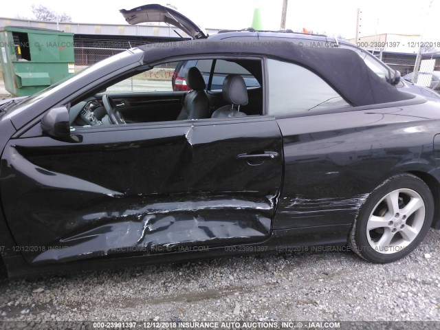 4T1FA38P26U106361 - 2006 TOYOTA CAMRY SOLARA SE/SLE შავი ფოტო 6