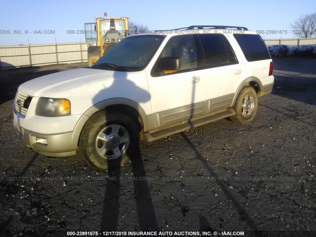 1FMFU18575LA09252 - 2005 FORD EXPEDITION EDDIE BAUER WHITE photo 2