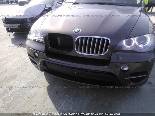 5UXZV8C59CL424700 - 2012 BMW X5 XDRIVE50I BROWN photo 6