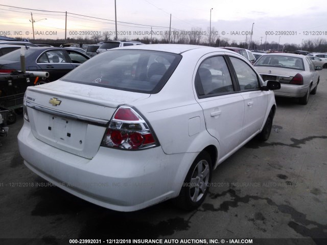 KL1TD5DE2AB125695 - 2010 CHEVROLET AVEO LS/LT WHITE photo 4