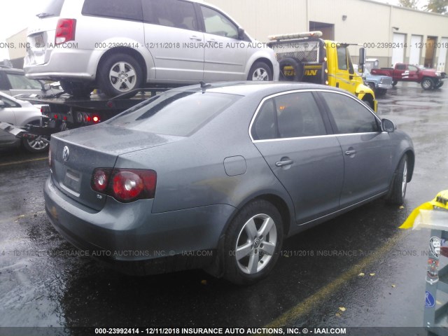 3VWRZ71K39M015945 - 2009 VOLKSWAGEN JETTA SE/SEL GRAY photo 4