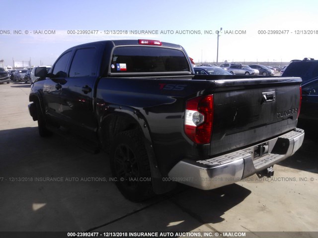 5TFEM5F14JX125129 - 2018 TOYOTA TUNDRA CREWMAX SR5 BLACK photo 3