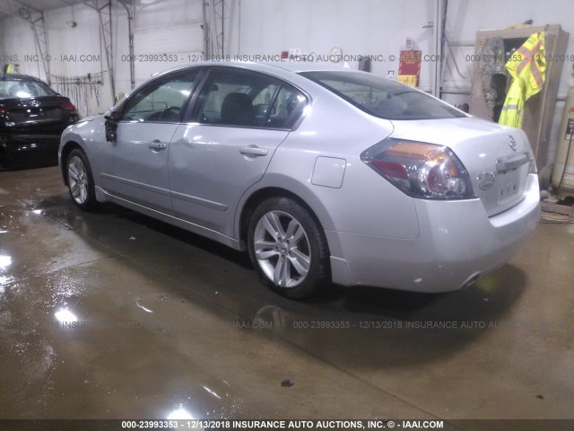 1N4BL2AP5BC133996 - 2011 NISSAN ALTIMA SR SILVER photo 3