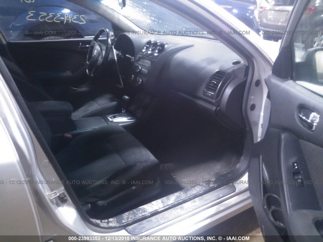 1N4BL2AP5BC133996 - 2011 NISSAN ALTIMA SR SILVER photo 5