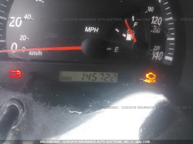 JTDBE32K020061894 - 2002 TOYOTA CAMRY LE/XLE/SE SILVER photo 7